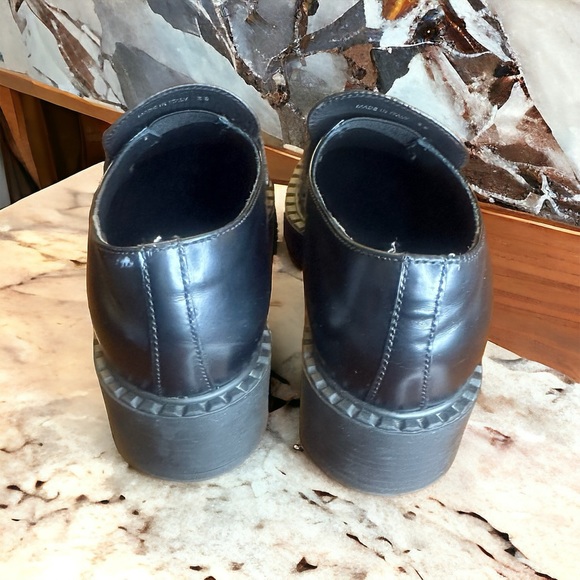 Authentic Prada Women's Triangle Logo Loafers Spazzolato Leather Black 38 - Picture 3 of 12